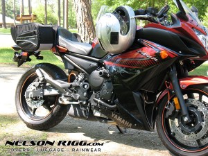Nelson Rigg CL-890 Motorcycle Saddlebags installed on Yamaha FZ6R